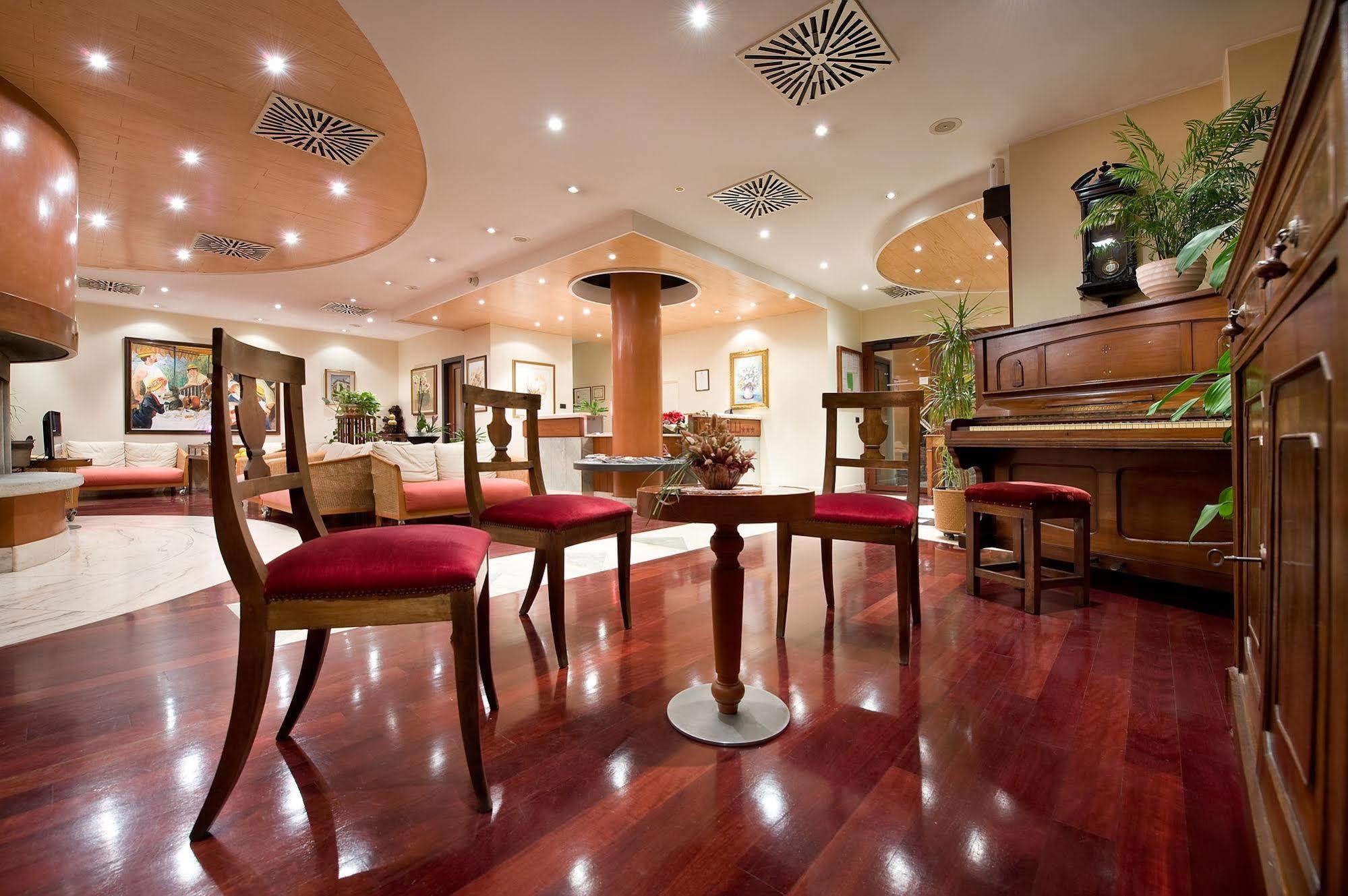 סונדריו Hotel Campelli מראה חיצוני תמונה